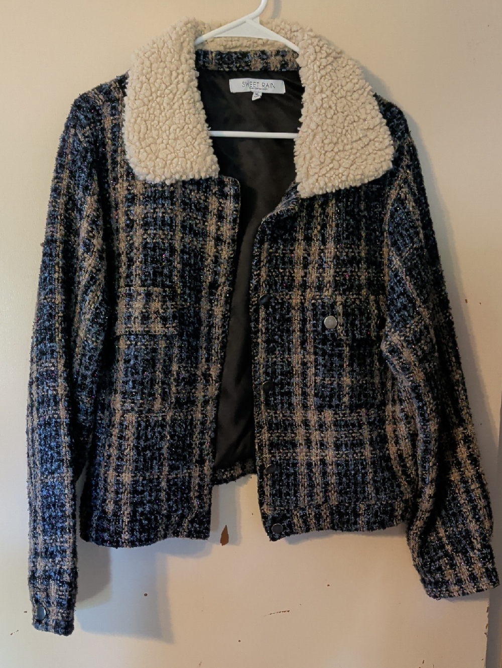 Sweet Rain Plaid Teddy-Collar Jacket - Black & Cream
